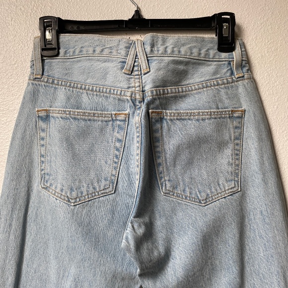 Jean - Picture 3 of 4